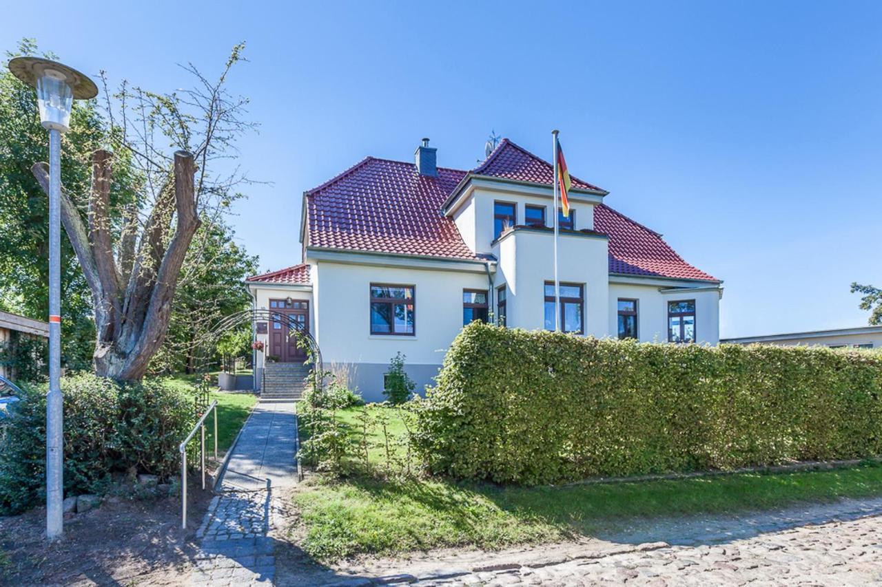 Tarnewitzer Wohnung Olga ภายนอก รูปภาพ